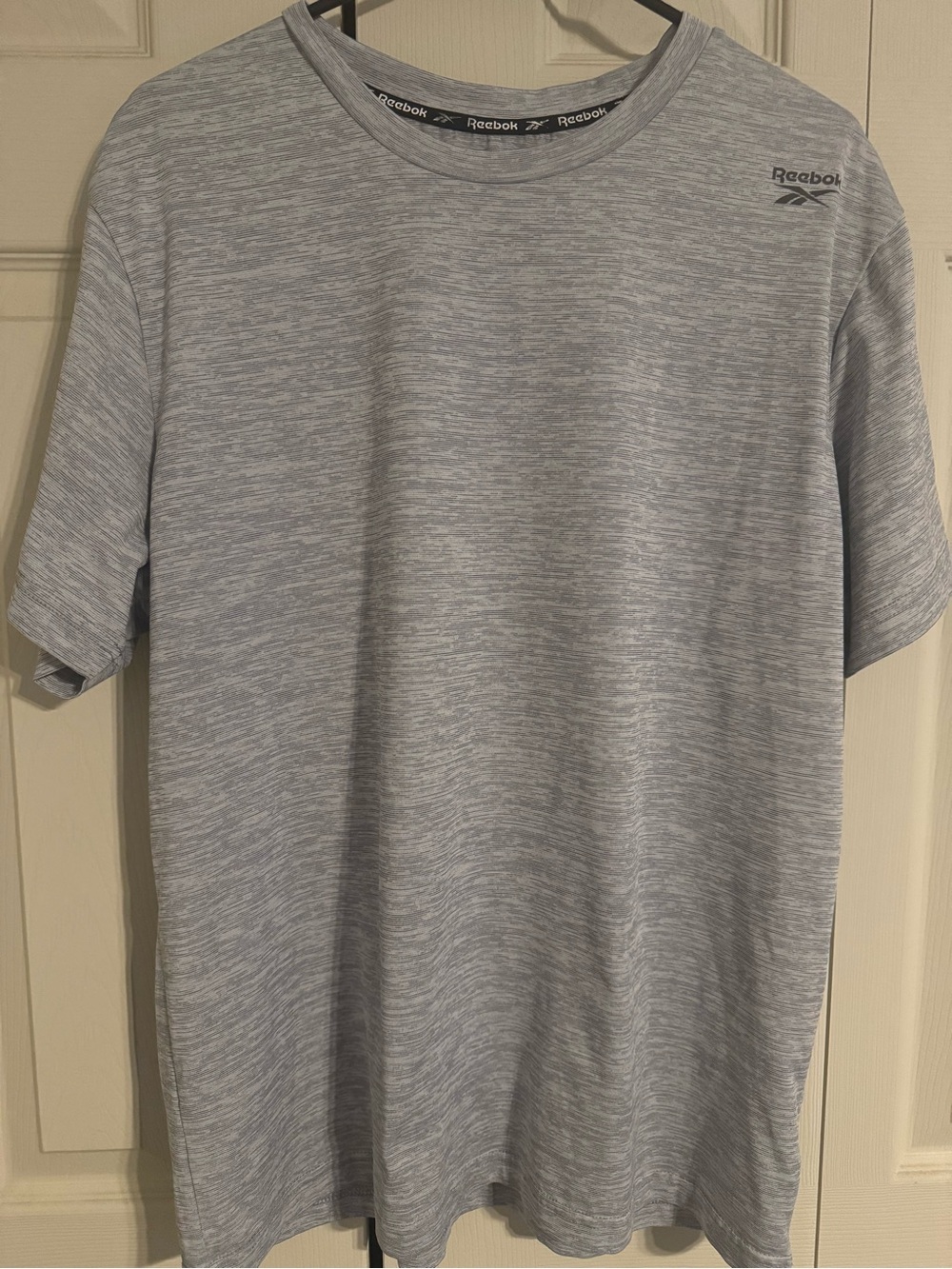 Reebok Men’s Light Heather Gray Short-Sleeve Athletic Tee